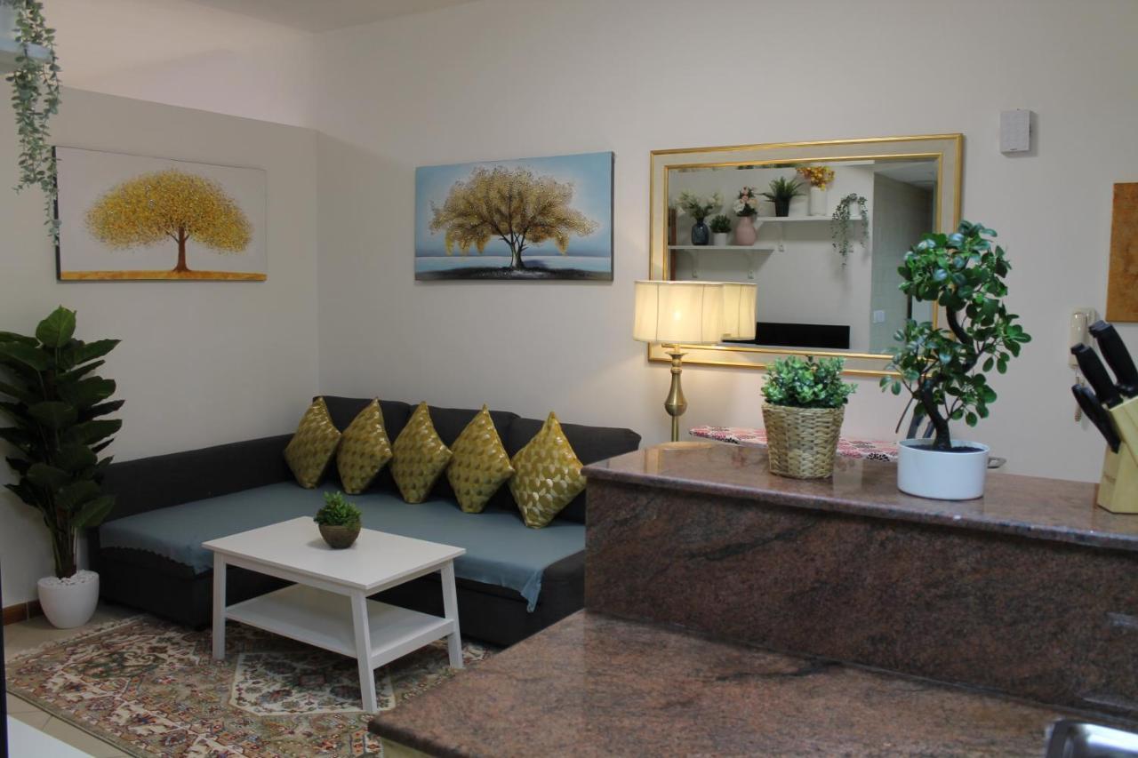 Newly Furnished Cozy 1 Bedroom Apartment Close To Jbr Beach And Metro Dubaj Kültér fotó