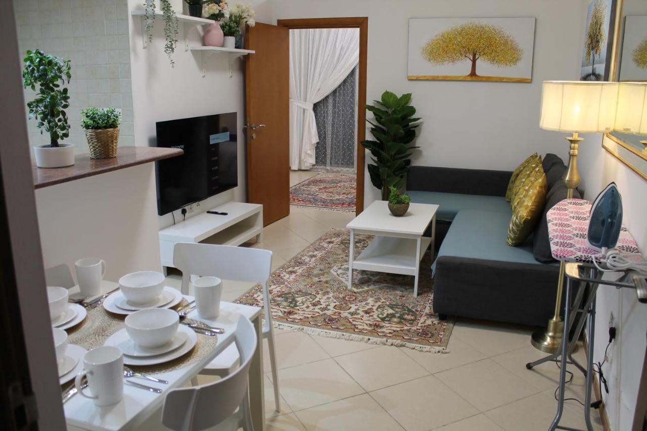 Newly Furnished Cozy 1 Bedroom Apartment Close To Jbr Beach And Metro Dubaj Kültér fotó